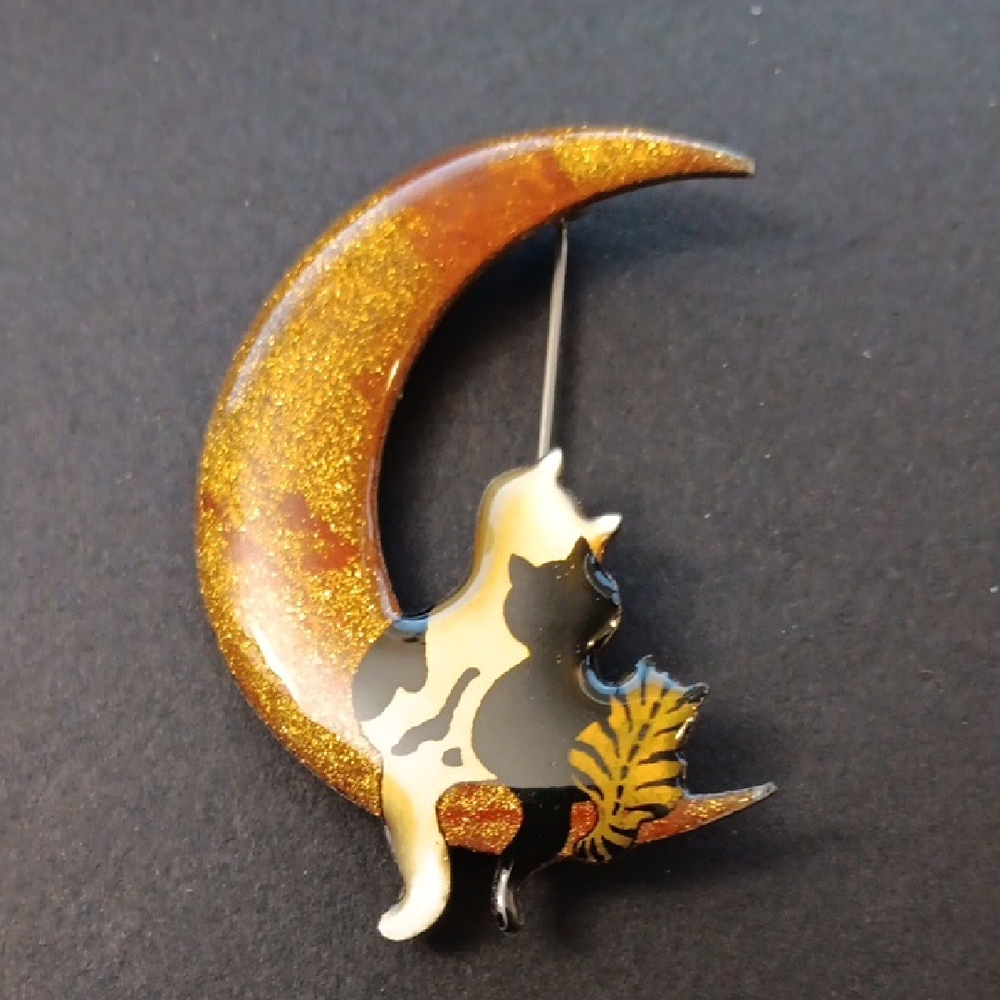 Gold and Black Cat Moon Brooch
